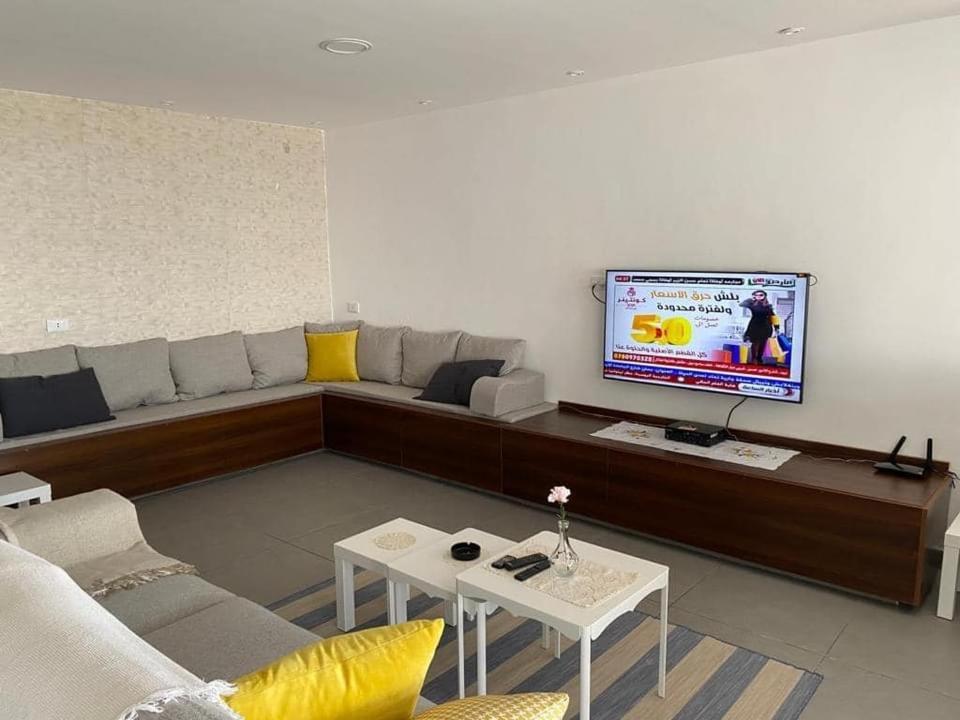 Golden Rays Chalet Madaba Exterior photo