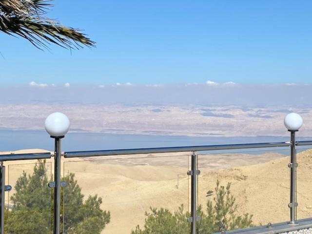 Golden Rays Chalet Madaba Exterior photo